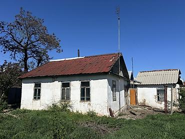 Продажа коттеджей и домов: Дом с участком. - Тип: одноэтажный частный дом с двускатной крышей и — 9