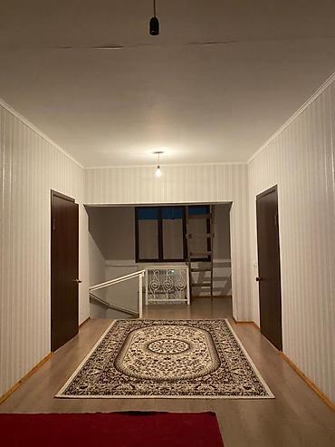 4 комнаты, 170 м², 4 соток, Бишкек, Ак-Ордо 1 ж/м Агентство недвижимости