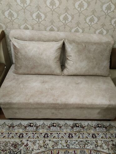 Диваны: Продаю новый диван(2шт) размер 1.2×70 и 1.4×70на пружинах(не