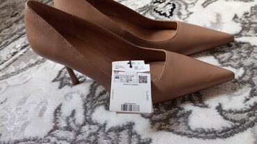 Туфли: Туфли, 40, Mango, Новый, цвет - Бежевый, Самовывоз at lalafo.kg Туфли: Туфли, 40, Mango, Новый, цвет - Бежевый, Самовывоз