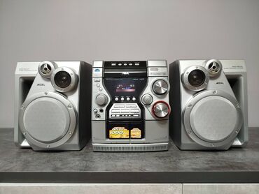 музыкальный центр technics: Продаю недорого AIWA музыкальный центр сост. как новый. есть AUX есть