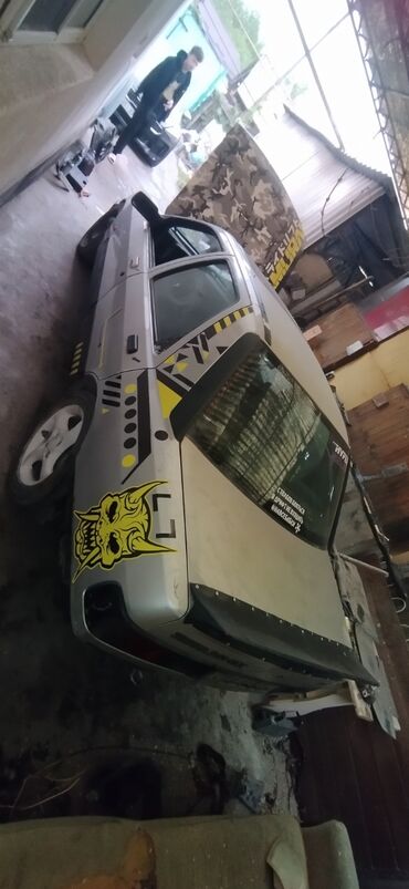 хонда степвагон 1: Ford Sierra: 1993 г., 4.7 л, Автомат, Бензин, Седан