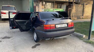 жетта машина: Volkswagen Vento: 1994 г., 1.8 л, Механика, Бензин, Седан