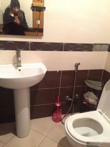 Uzunmüddətli kirayə mənzillər: Otag yoldasi .Posolok kiroovda 3 mərtəbəli 200 kv m olan 4 — 12