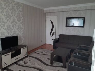 Uzunmüddətli kirayə mənzillər: Razin Akkortda 2 otaqlı, 20/13 mərtəbəsi tam əşyalı mənzil kirayə — 1