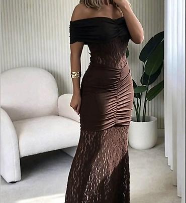 versace mindjuse: Elegantna ženska dugahaljina sa golim ramenim. - Kroj: pripijena — 3