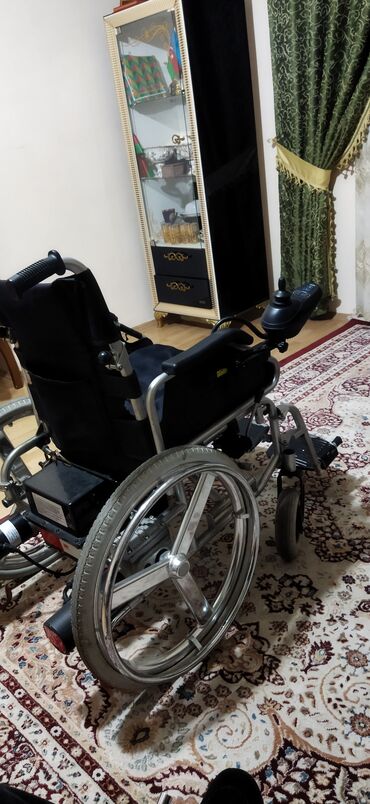 Əlil arabaları: Matorlu əlil arabası satilir. Araba yaxşı vəziyyətdədir və tam — 2