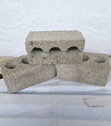 уголь арча бешик: Пескоблок Жылмакай, Дубал, 400x200x200, Өзү алып кетүү, Акылуу жеткирүү