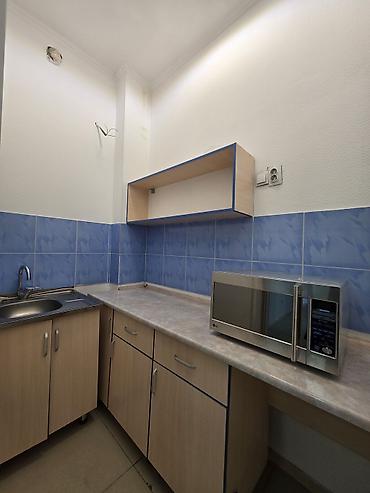 офисы ош: Аренда офисов, 150 м², В бизнес центре, 1 линия, С оборудованием — 10