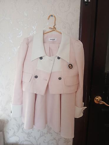 qara jaket: Brend: JINBEIER Zərif açıq çəhrayı dəst: - Qısa krop jaket və uyğun — 1