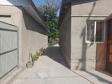 Продажа коттеджей и домов: Продам дом в отличном месте в центре села ленинское, 200метров от at lalafo.kg — 11 Продажа коттеджей и домов: Продам дом в отличном месте в центре села ленинское, 200метров от — 11