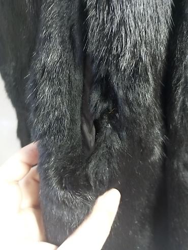 Шубы: Шуба черная,.мех кроликс капишоном — 8