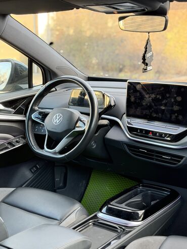 Volkswagen: Volkswagen ID.4: 2022 г., Электромобиль — 6