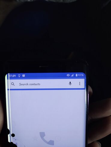 Другие мобильные телефоны: Смартфон с изогнутым AMOLED‑дисплеем и разъёмом USB‑C. Особенности: - — 7