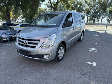 Hyundai: Hyundai H-1 (Grand Starex): 2017 г., 2.5 л, Автомат, Дизель, Минивэн