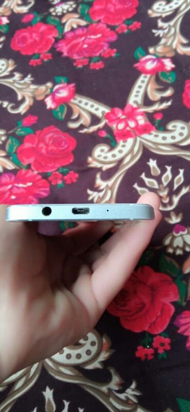 телефон масло: Samsung Galaxy A3 2016, Новый, 16 ГБ, цвет - Серый, 2 SIM