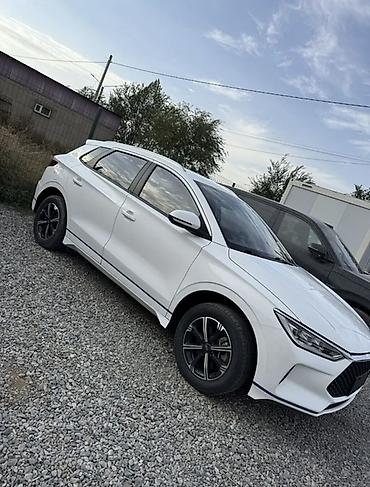 BYD: BYD Song Pro: 2022 г., 1 л, Автомат, Бензин, Кроссовер — 2