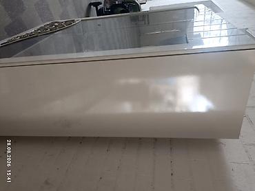 Ağ rəngli vitrin/komod dəsti - Material: MDF/taxta əsaslı, parlaq lak