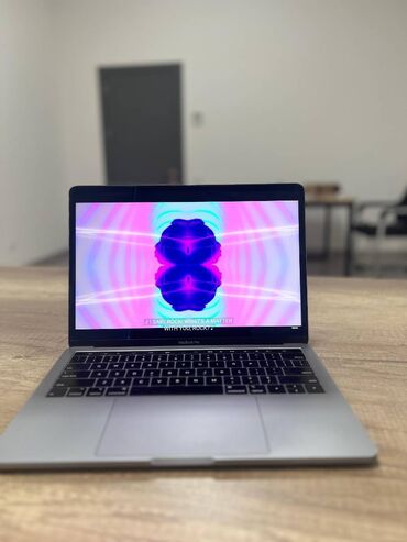 note 8 pro plata: İşlənmiş Apple MacBook, 13.3 ", 256 GB