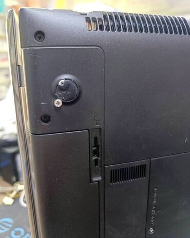 Ноутбуки: Ноутбук, Samsung, 6 ГБ ОЗУ, AMD A6, 15.6 ", Б/у, Для несложных задач, память HDD + SSD — 6