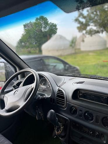 Mercedes-Benz: Mercedes-Benz Спринтер: 2001 г., 2.7 л, Механика, Дизель, Фургон at lalafo.kg — 15 Mercedes-Benz: Mercedes-Benz Спринтер: 2001 г., 2.7 л, Механика, Дизель, Фургон — 15
