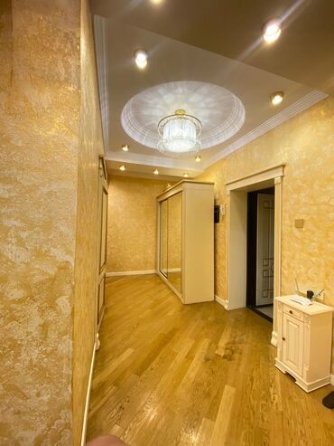 Günlük kirayə mənzillər: 3 otaqlı -da lalafo.az — 10 Günlük kirayə mənzillər: 3 otaqlı — 10