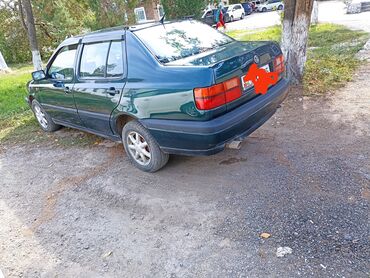 купить volkswagen vento: Volkswagen Vento: 1996 г., 1.8 л, Механика, Бензин, Седан