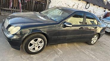 Продажа авто: Mercedes-Benz C-Class: 2003 г., 3.2 л, Автомат, Бензин, Седан — 4