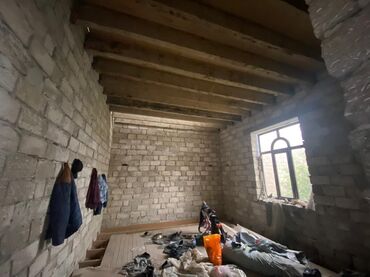 Həyət evləri və villaların satışı: Bine atciliqda ev satilir Satılır: geniş həyət sahəsi olan iki — 6