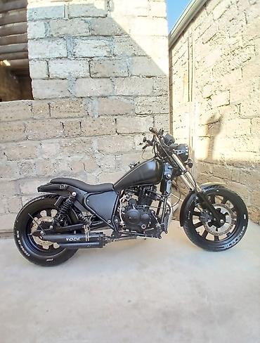 Motosikletlər: Bobber/kruizer tərzində modifikasiya olunmuş motosiklet - Kuzov və — 1