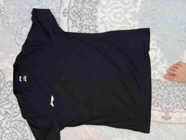 одежда хиджаб: Футболка L (EU 40), цвет - Черный