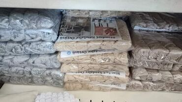 Posteljina: Rastegljive navlake za stolice plišane jednobojne CENA SETA 2400 din ( — 3