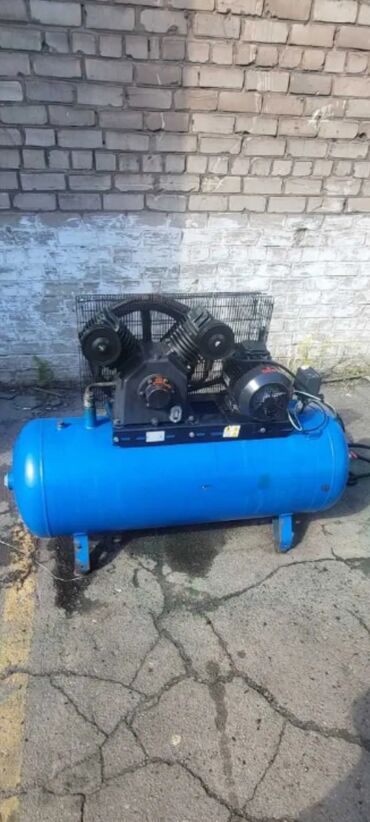 Kompiressor Remzas 270 litir 3 faza 11 bar