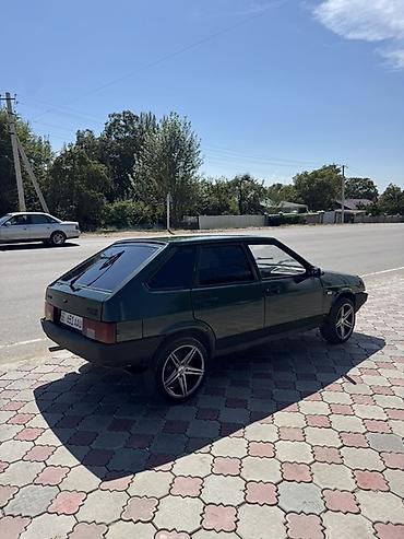 салон автомобиля: ВАЗ (ЛАДА) 2109: 2002 г., 1.5 л, Механика, Бензин, Хэтчбэк — 5