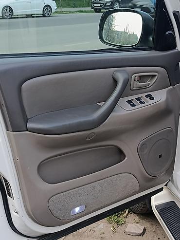 cd 70: Toyota Sequoia: 2004 г., 4.7 л, Автомат, Газ, Внедорожник — 7