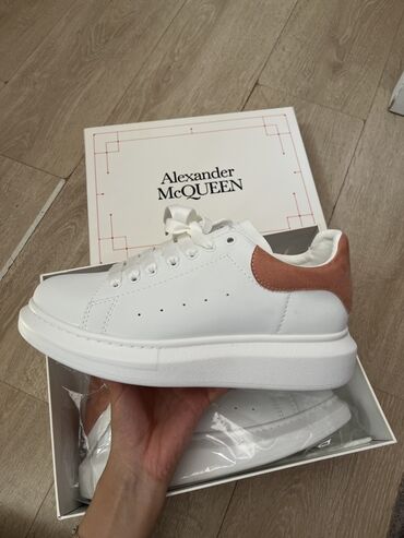 макаси мужские: Кроссовки, 41, Alexander McQueen, Новый, цвет - Белый