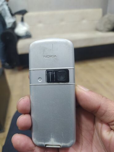 nokia 7260: Nokia 1, Düyməli