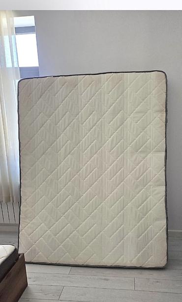 2 eded matras satilir Turkiyenindi 1.60 olcudedi Qiymet 1 ededi 60 azn