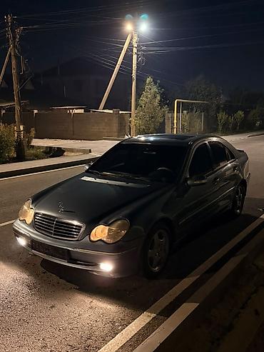 мотор на 211: Mercedes-Benz C-Class: 2002 г., 2 л, Механика, Бензин, Седан — 1