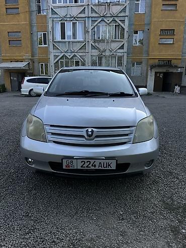 lada 9: Toyota Ist: 2002 г., 1.3 л, Автомат, Бензин, Хэтчбэк — 3