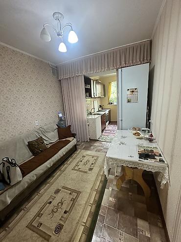 1 кв: 3 комнаты, 67 м², 4 мкр Индивидуалка, 1 этаж, Старый ремонт — 6