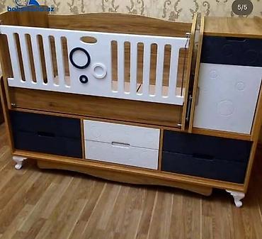 beşik içi: Uşaq beşiyi-komod dəsti O - Material: taxta rəngli korpus, ağ-siyah ön — 1