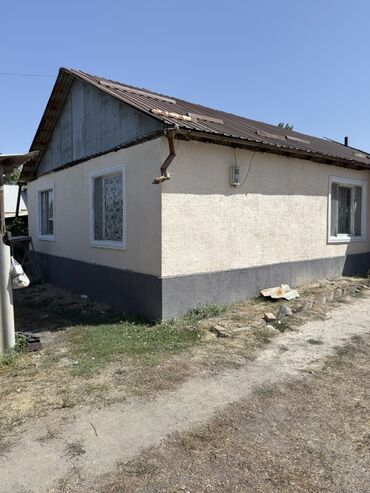 продается дом киркомстром: Дом, 80 м², 4 комнаты, Риэлтор, Евроремонт