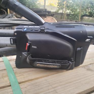 Videokameralar: Panasonic RX10 Slim Palmcorder VHS-C videokamera - Geniş bucaqlı 1:4 — 2