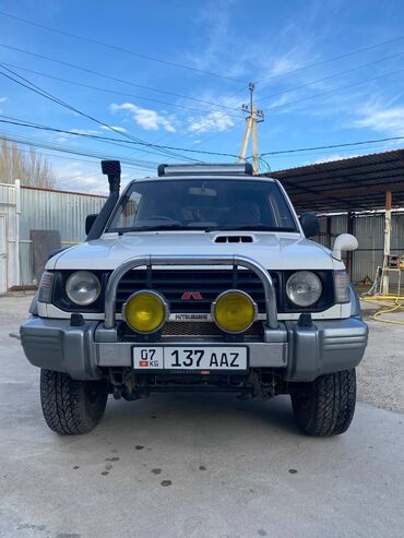 Mitsubishi: Mitsubishi Pajero: 1994 г., 3 л, Механика, Дизель, Внедорожник