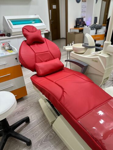 Другие медицинские товары: Матрас стоматологический Материал : Кожзам Цвет: красный, фиолетовый