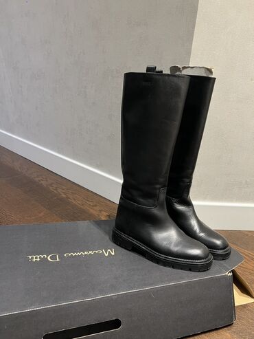 çəkməcə: Massimo Dutti, Ölçü: 36, İşlənmiş