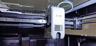 Принтеры: Профессиональный 3D‑принтер QIDI Q2 (закрытая активная камера) - Тип — 8