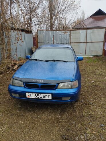 Транспорт: Toyota Carina: 1997 г., 1.8 л, Механика, Бензин, Седан