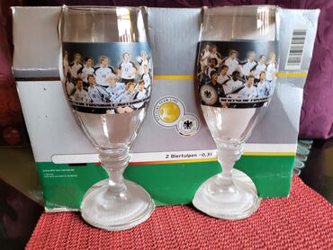 Čaše: Case nove za pivo iz 2005 godine. Case nove,dezen bez ostecenja,sve — 1